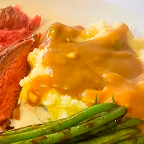 Bistec con salsa , Bourbon y azúcar morena